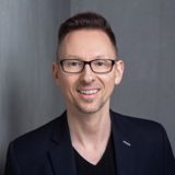Headshot of Marcus Tober