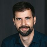 Headshot of Tim Soulo